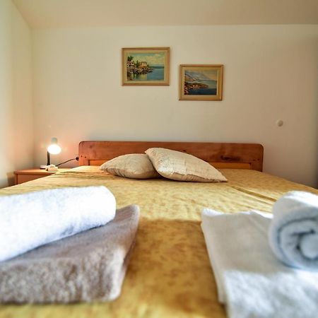 Apartament Nena Sukošan Zewnętrze zdjęcie