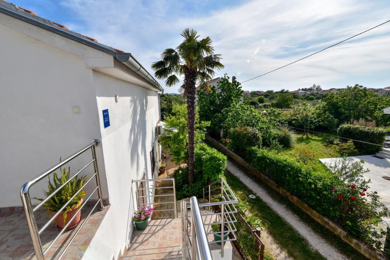 Apartament Nena Sukošan Zewnętrze zdjęcie