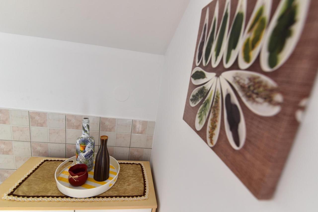 Apartament Nena Sukošan Zewnętrze zdjęcie