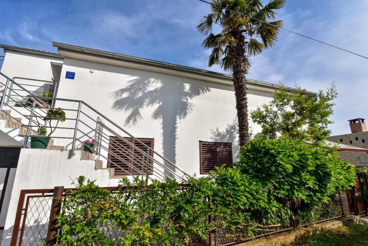 Apartament Nena Sukošan Zewnętrze zdjęcie