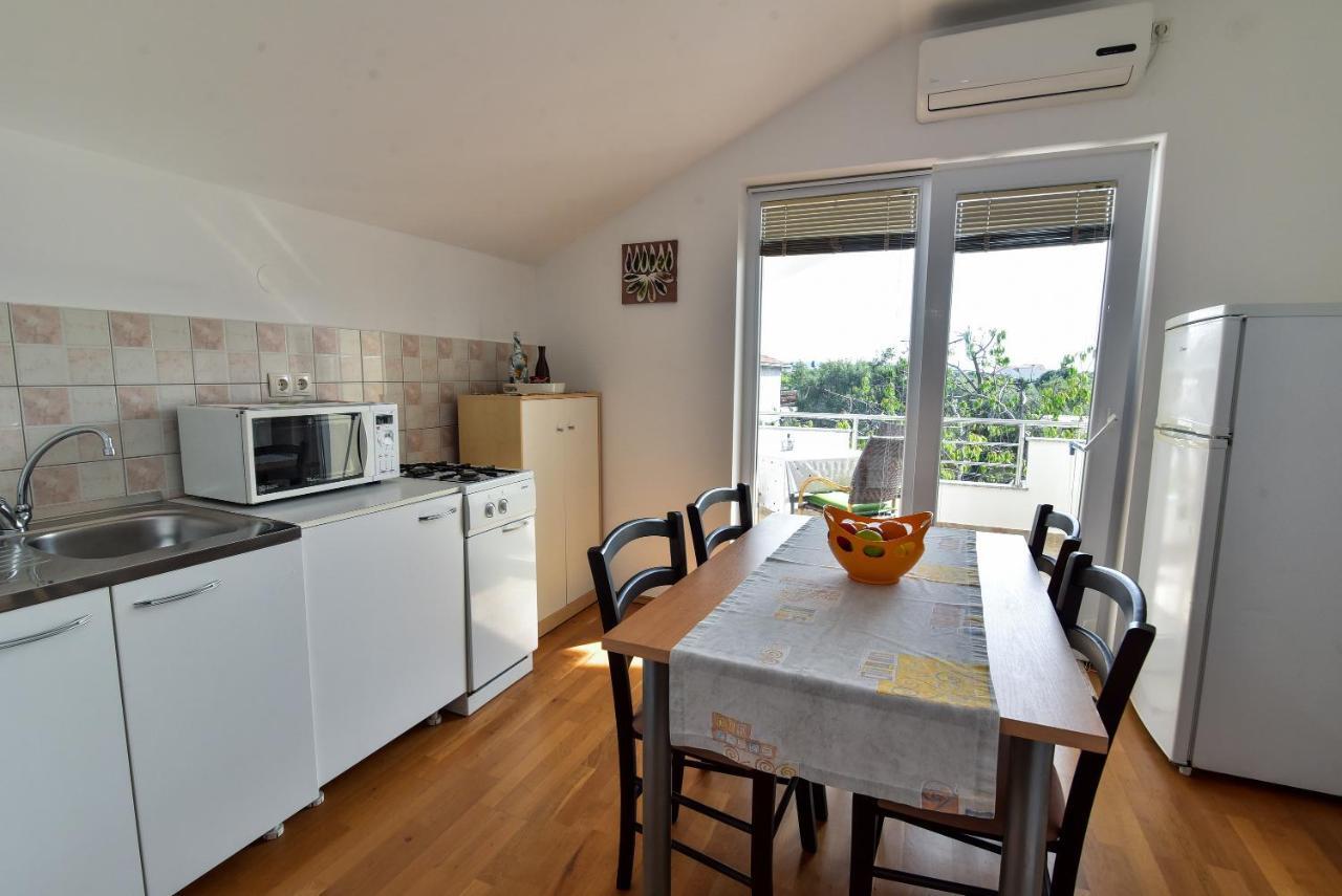 Apartament Nena Sukošan Zewnętrze zdjęcie